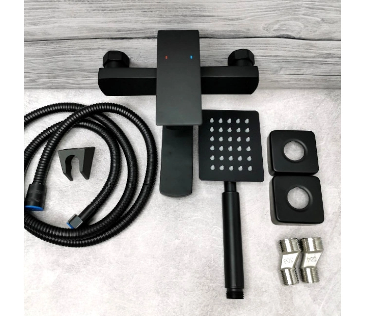 Смеситель для ванны чёрный 17409 