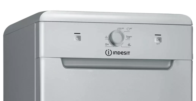 Посудомоечная машина Indesit DSCFE1B10SRU