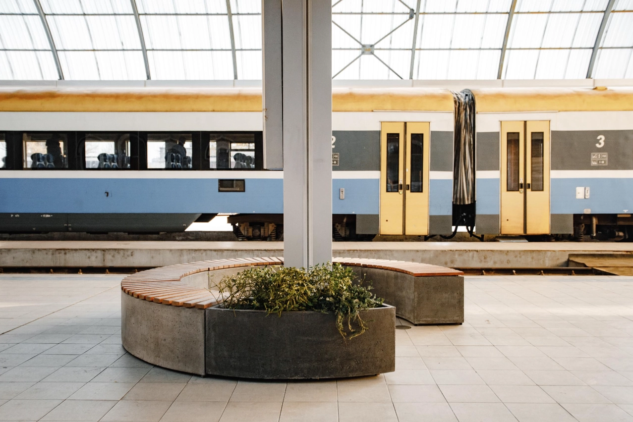 Бетонная скамейка Круг дружбы