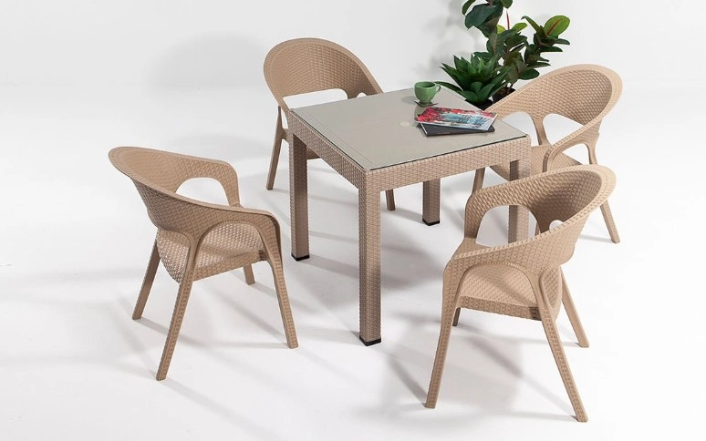 Садовый стол Rattan Capucino 