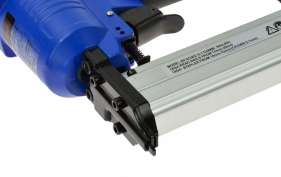 Пневматический степлер GEKO G0314