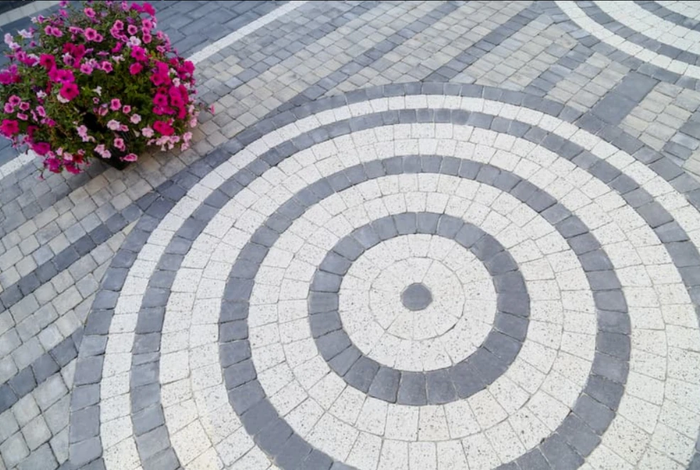 Брусчатка КИРПИЧ SYMMETRICA ARCO 6cm alb-antracit