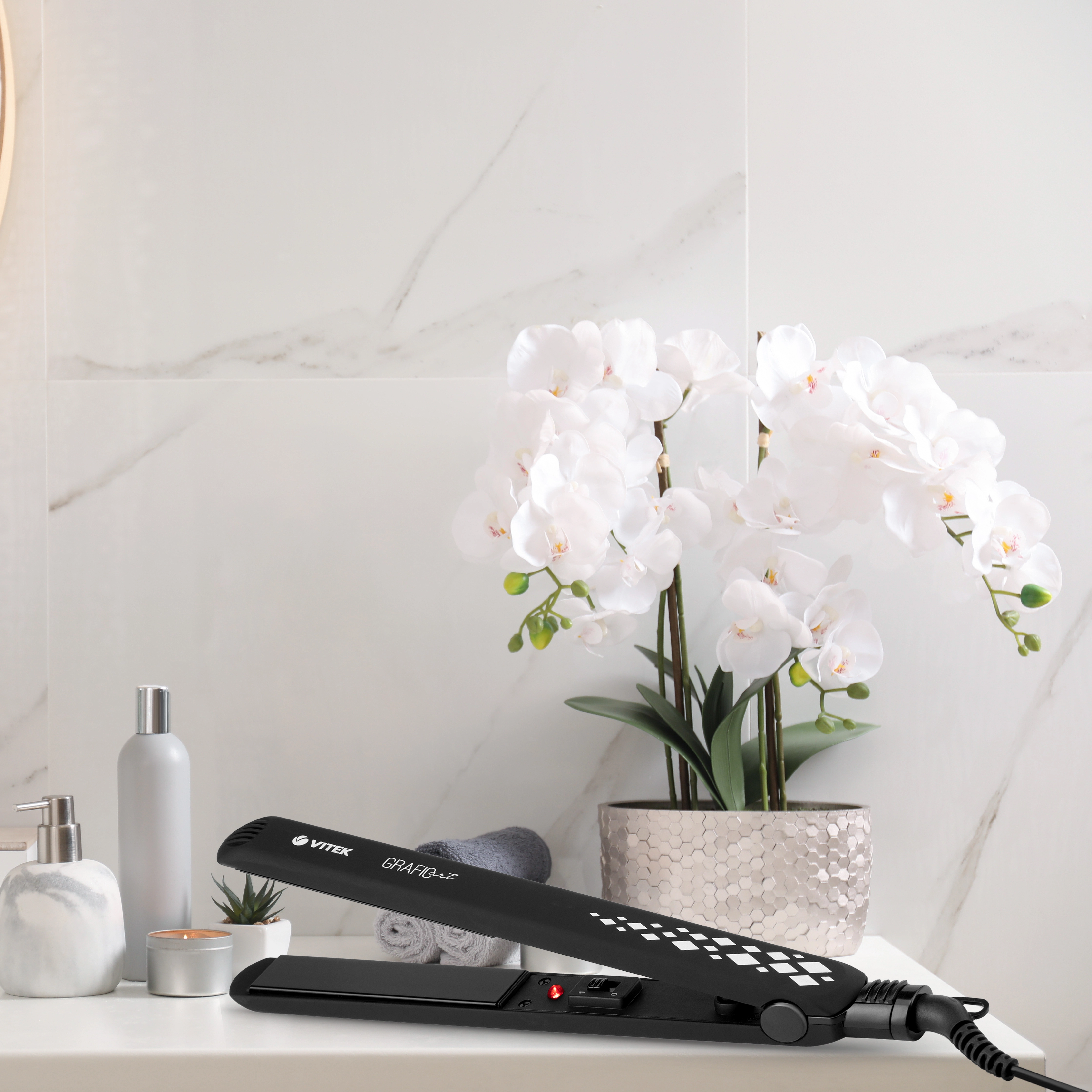 Placă de îndreptat părul Vitek 2324