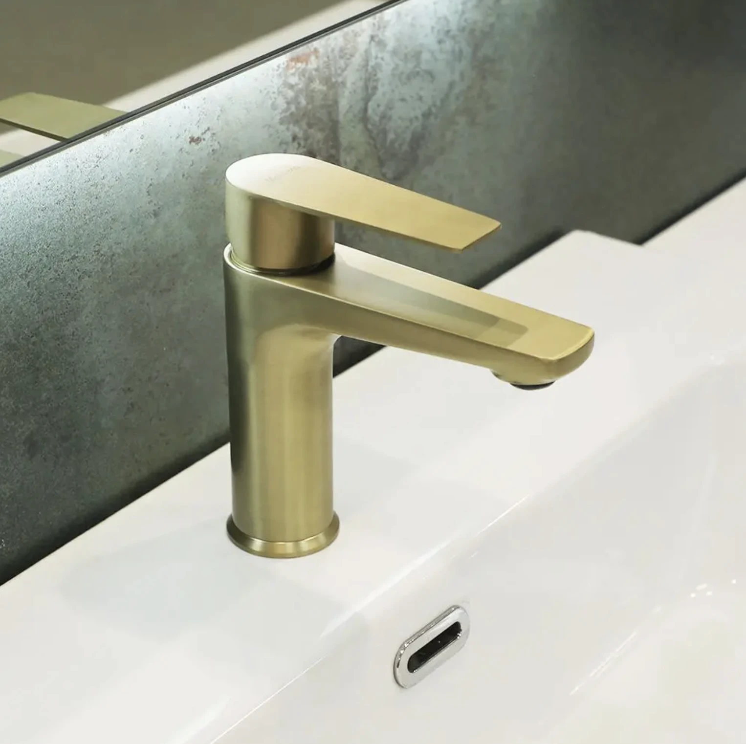 Baterie pentru lavoar Mateco Aleo gold 118046 
