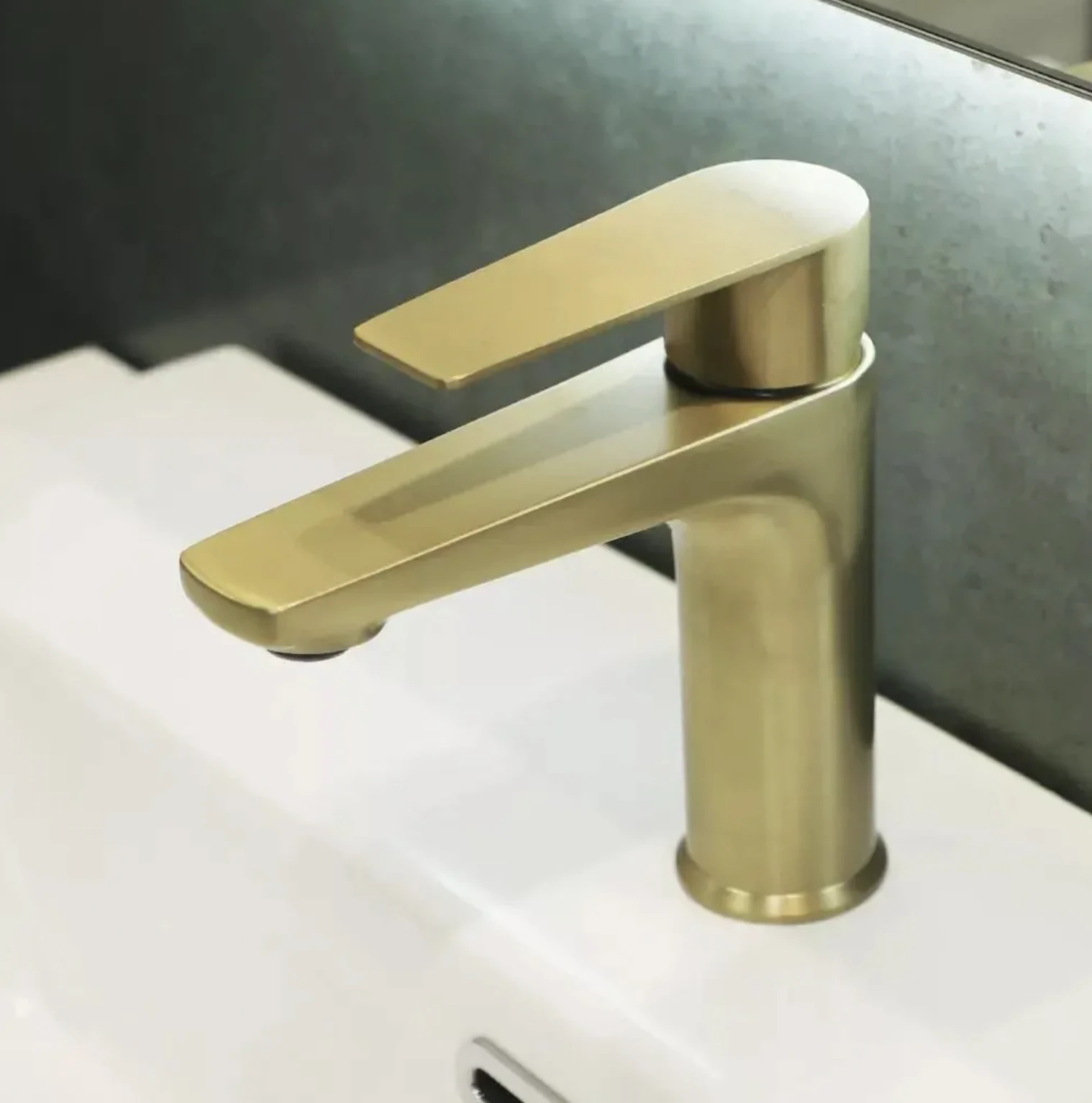 Baterie pentru lavoar Mateco Aleo gold 118046 