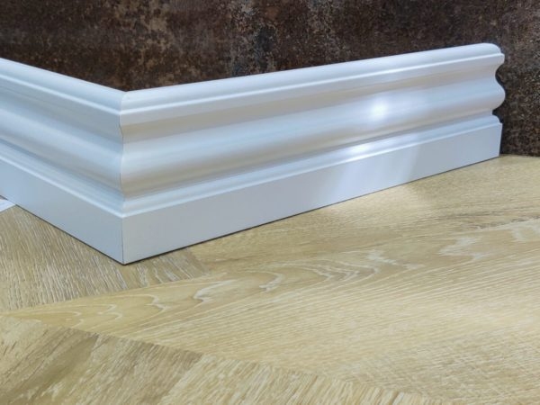 Plintă MDF Smartprofile Paint 100mm 2.4 100L alb 