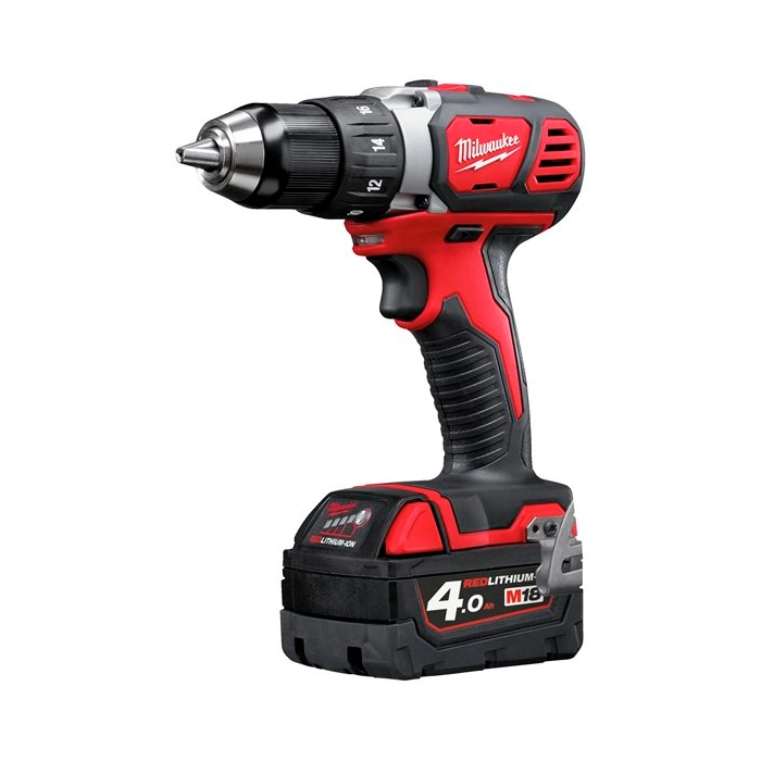 Набор инструментов Milwaukee M18 BPP2D-402C